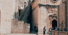 Surlara çıkış merdivenleri