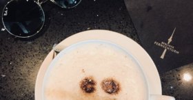 Tv kulesi'nin içindeki cafe