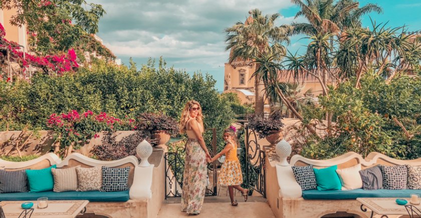 Amalfi Kıyıları Gezi Rehberi: Kartpostal Tadında Bir Yolculuk Amalfi Kıyıları Gezi Rehberi: Kartpostal Tadında Bir Yolculuk