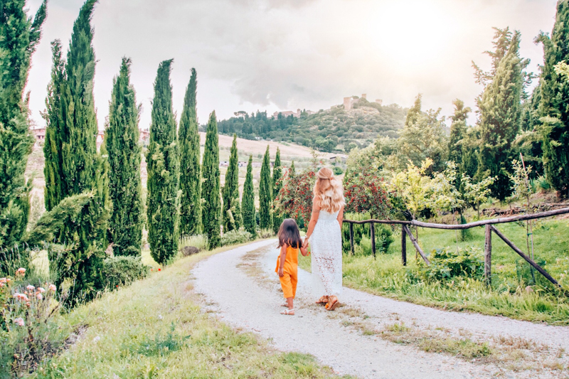 toskana kasabaları ve kızlarım