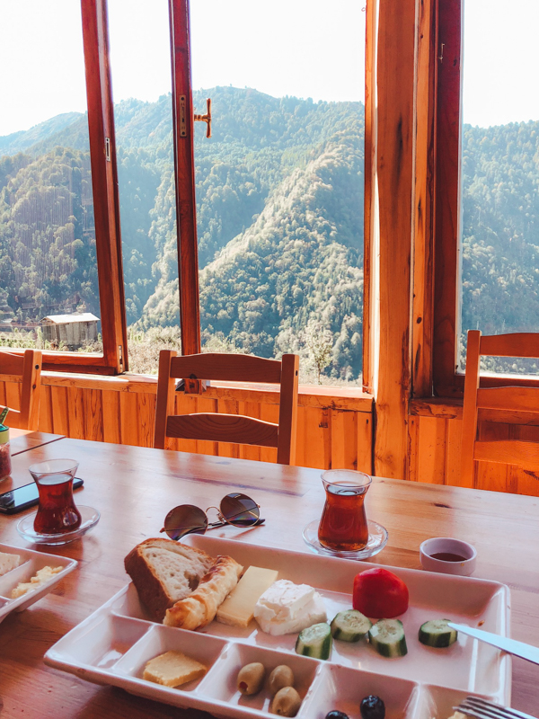 karadeniz macahel artvin kahvaltı