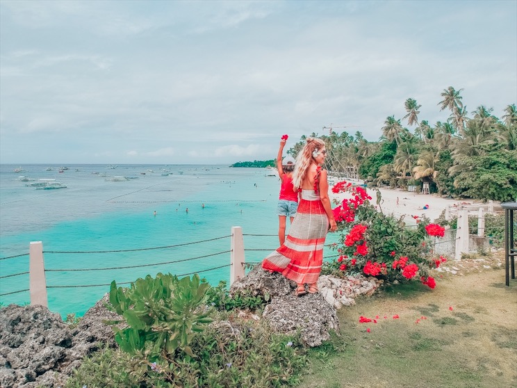filipinler çocuklarla çok güzel, bohol adasından bir kare