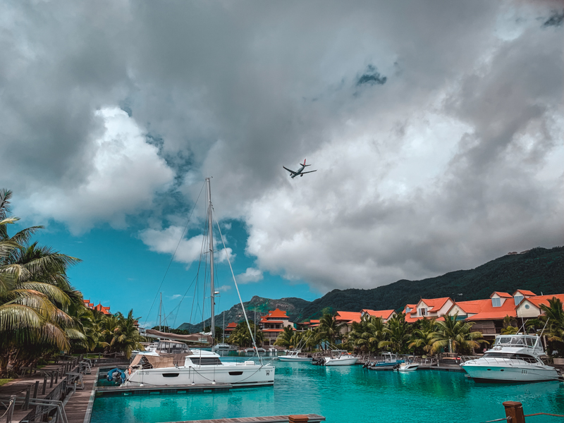 seysellere ulaşım direkt sefer uçaklar